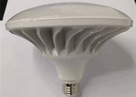 E14 / E27 UFO屋内LEDの電球AC220 - 240V SKDの球根6500Kの高い発電