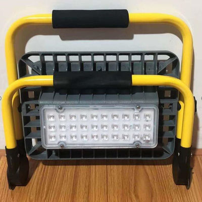 AC220-240Vの携帯用および再充電可能なLEDのフラッドライト