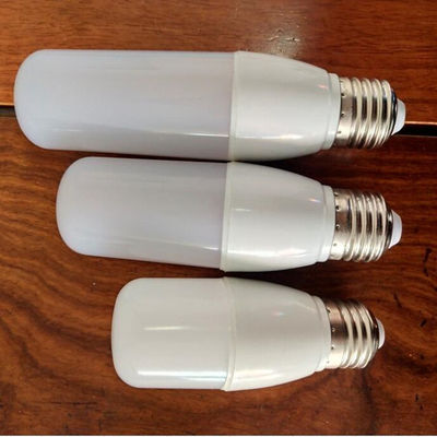 5Wへの26W Tは屋内照明のためのLEDのトウモロコシの球根純粋で白いLEDの電球の光を形づける